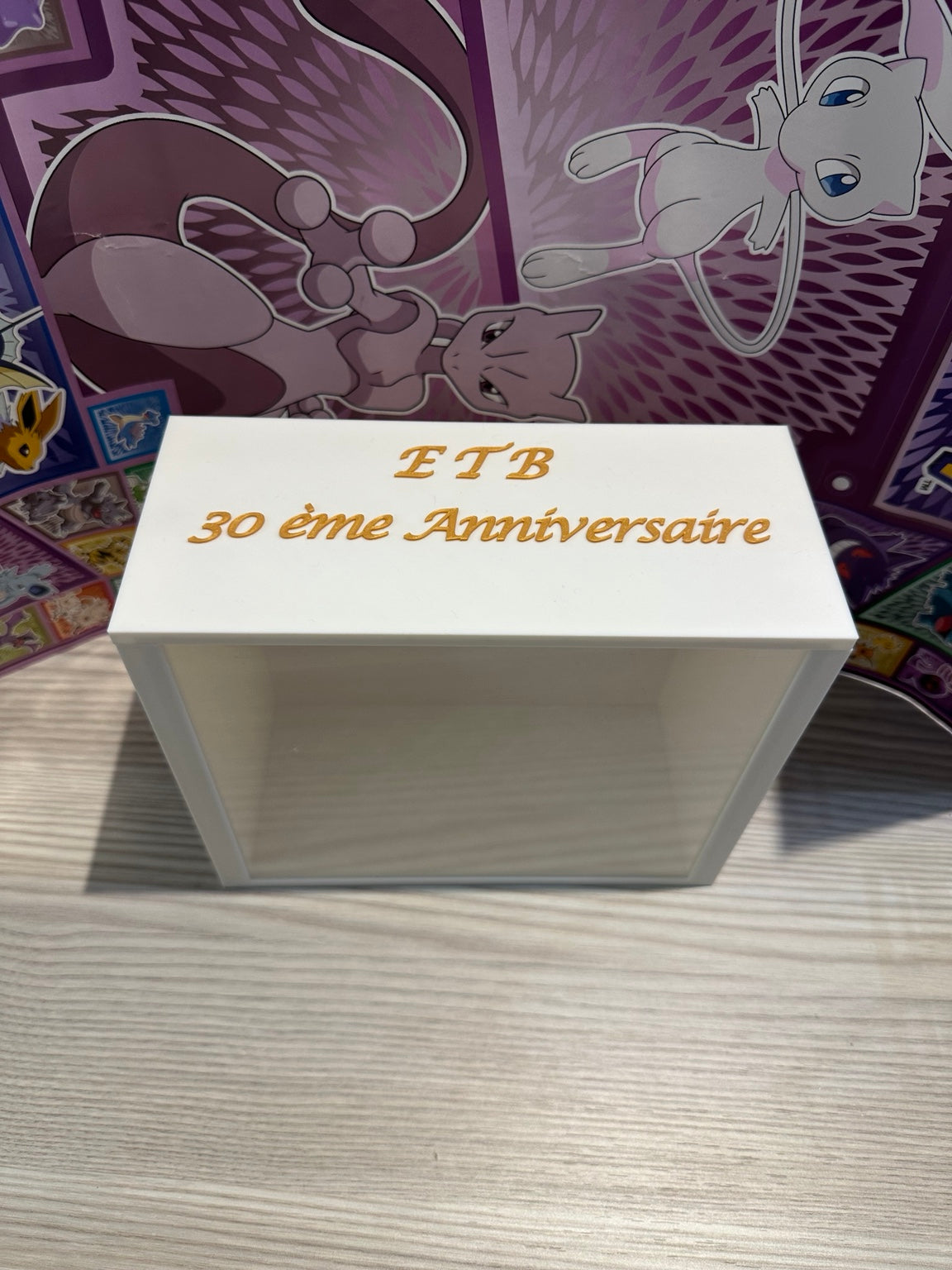 Protection ETB 30 ans - ÉDITION LIMITÉE - Coffret Dresseur d'Élite Pokémon (Blanc & Or)