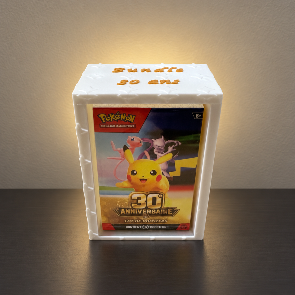 Boîte de protection spéciale étoilée — Bundle Pokémon 30 Ans « Pokémon Day » (lot de boosters) — Blanc & Or