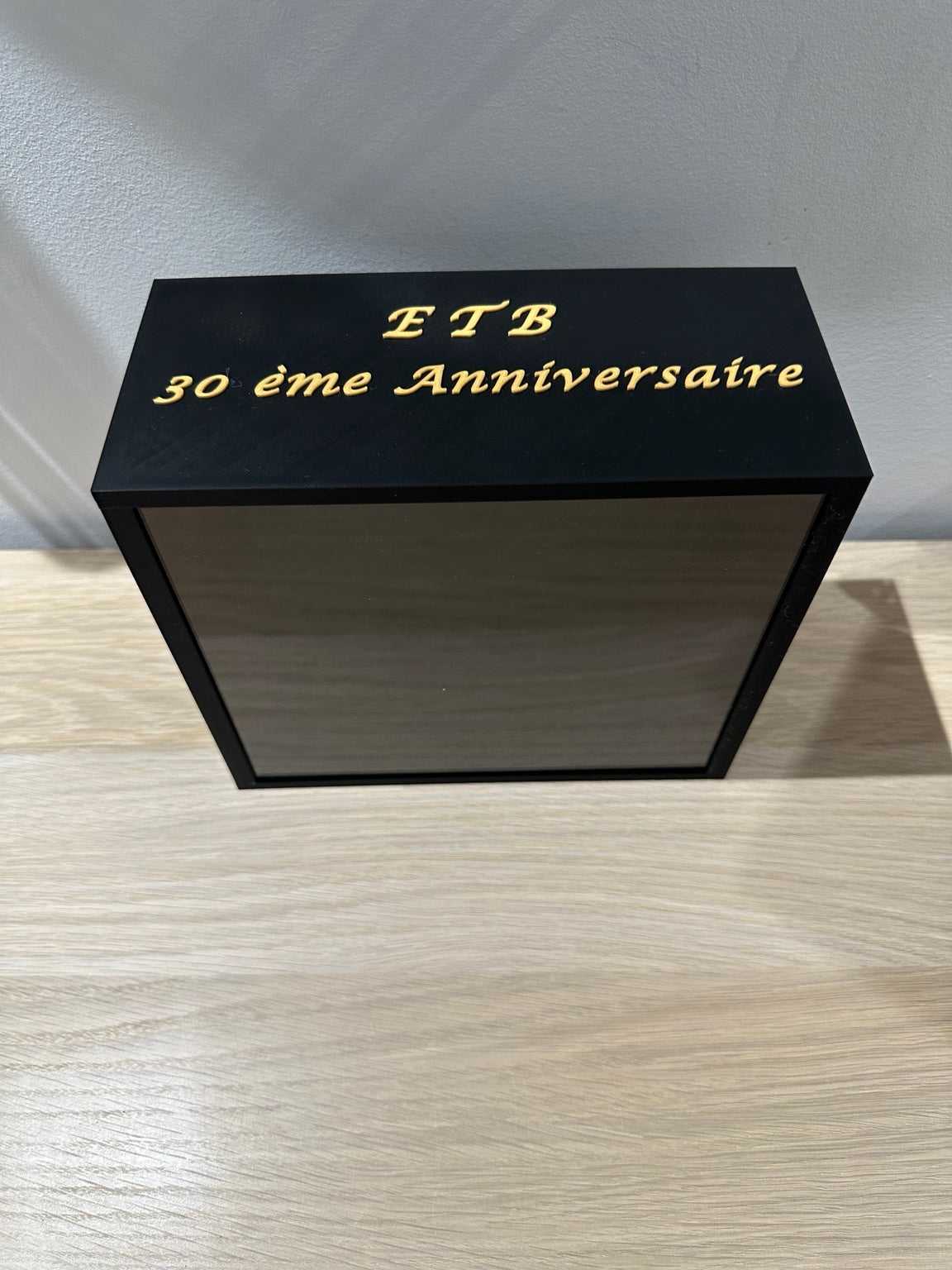 Protection ETB 30 ans - ÉDITION LIMITÉE - Coffret Dresseur d'Élite Pokémon (Noir & Or)